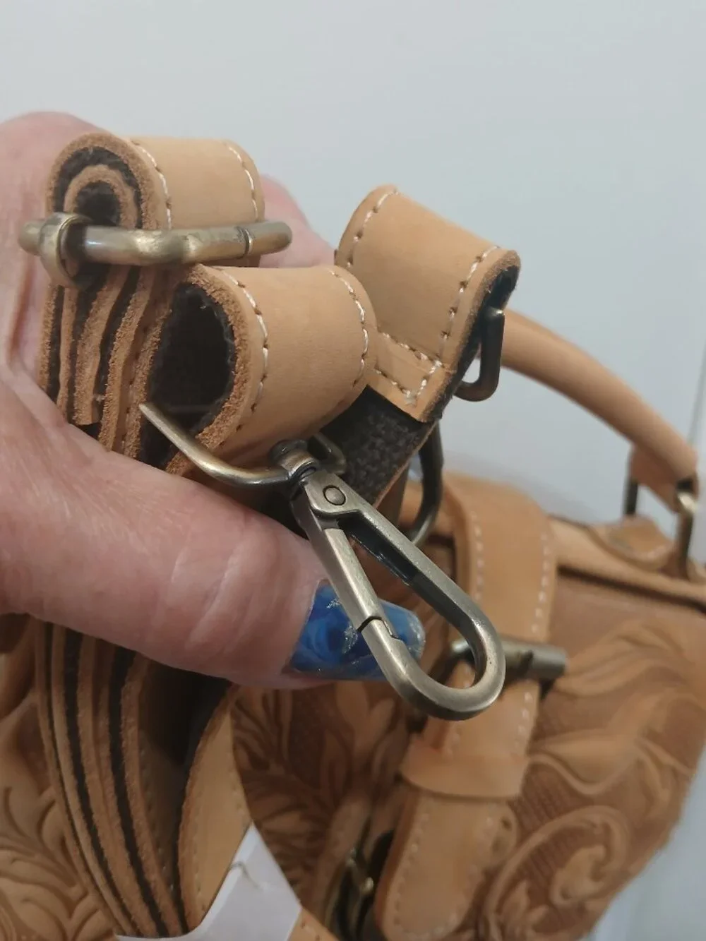 Italy Retro Noble Leather Satchel - Picture 6 of 9